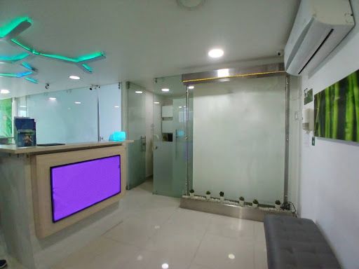 Oficina en arriendo Antioquia Medellín Los Balsos No2 93 m2 Habitaciones 0 Baños 1 Garajes 1 Precio $10740000