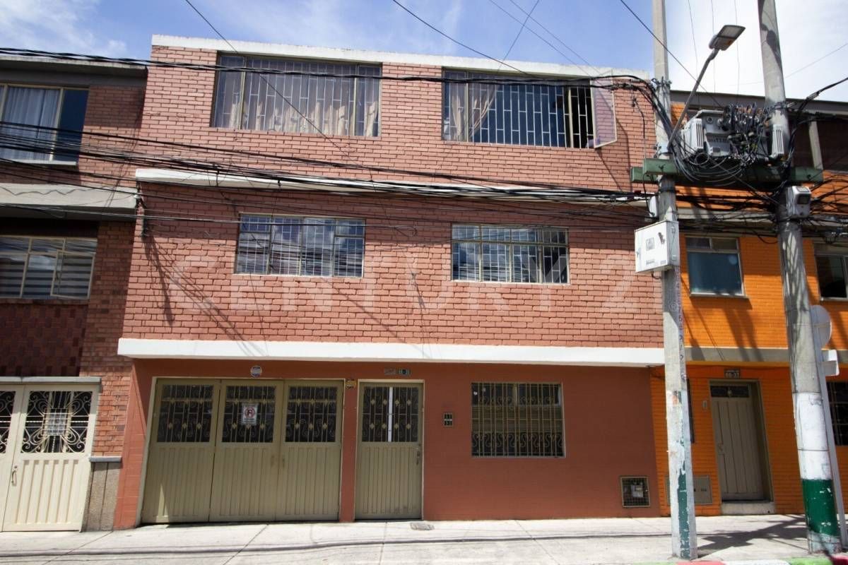 Bodega en venta Cundinamarca Bogotá Bellavista Occidental 400 m2 Habitaciones 0 Baños 4 Garajes 0 Precio $1180000000