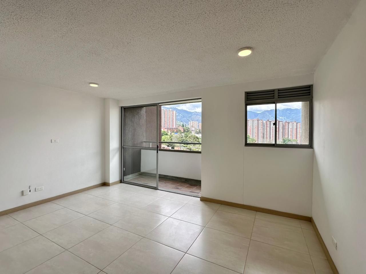 Apartamento en venta Antioquia Bello Urbanización Palmacía 67 m2 Habitaciones 3 Baños 2 Garajes 1 Precio $360000000