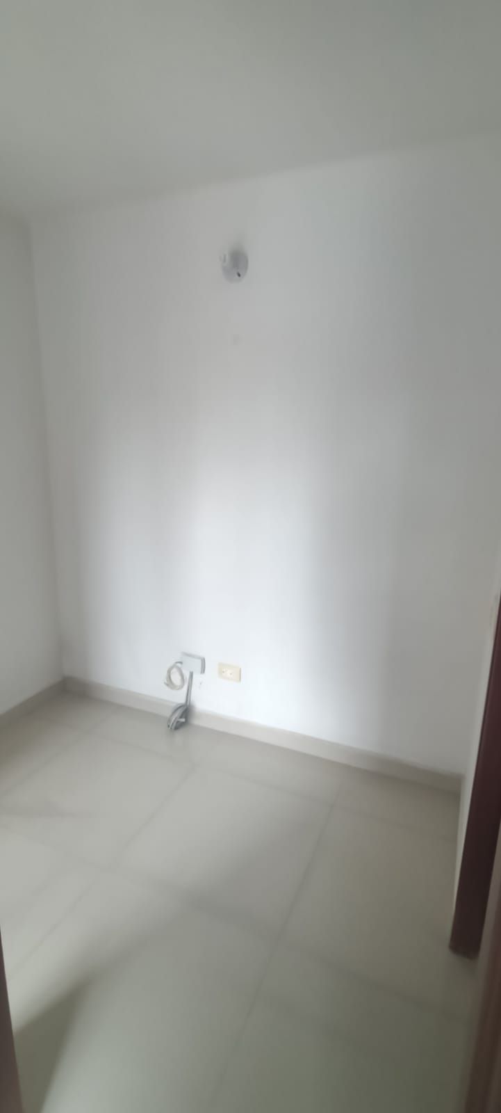 Apartamento en arriendo Antioquia Sabaneta Manuel Restrepo 68 m2 Habitaciones 3 Baños 2 Garajes 1 Precio $2600000