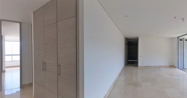 Apartamento en arriendo Antioquia Medellín La Florida 172 m2 Habitaciones 3 Baños 4 Garajes 2 Precio $11500000