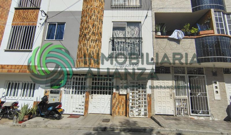 Apartamento en arriendo Santander Girón Urbanizacion Marianella 38 m2 Habitaciones 2 Baños 2 Garajes 0 Precio $750000