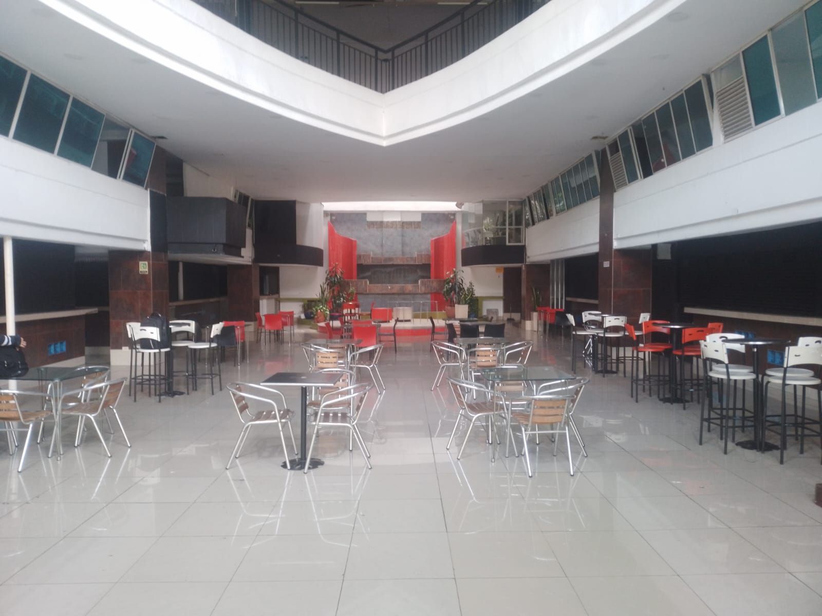 Local en venta Antioquia Medellín Los Conquistadores 440 m2 Habitaciones 0 Baños 0 Garajes 0 Precio $2650000000