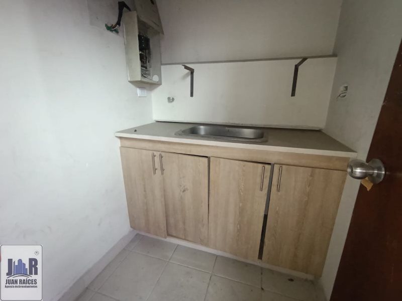 Bodega en arriendo Antioquia Sabaneta Ancon San Martin 480 m2 Habitaciones 0 Baños 3 Garajes 0 Precio $17000000