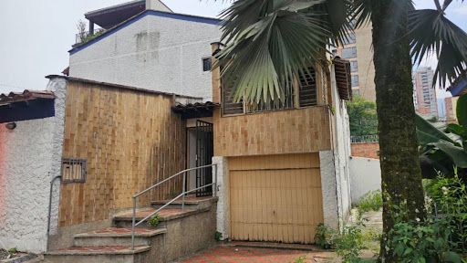 Casa en venta Antioquia Medellín Santa Maria De Los Angeles 300 m2 Habitaciones 4 Baños 4 Garajes 5 Precio $2800000000