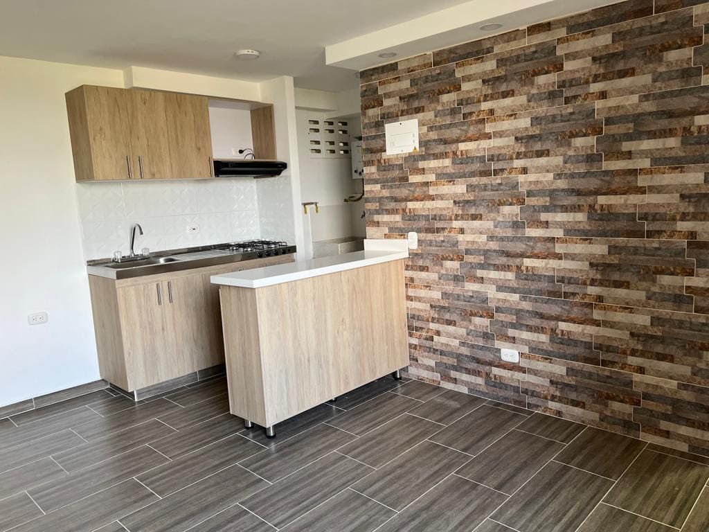 Apartamento en arriendo Antioquia Medellín Naranjitos 44 m2 Habitaciones 3 Baños 1 Garajes 0 Precio $1300000