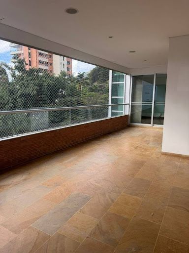 Apartamento en arriendo Antioquia Medellín Medellín 272 m2 Habitaciones 3 Baños 4 Garajes 3 Precio $15000000