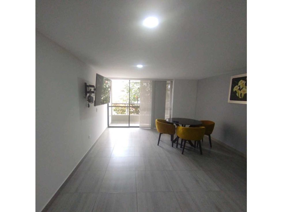 Apartamento en arriendo Antioquia Envigado Portal Del Cerro 105 m2 Habitaciones 2 Baños 2 Garajes 1 Precio $3500000