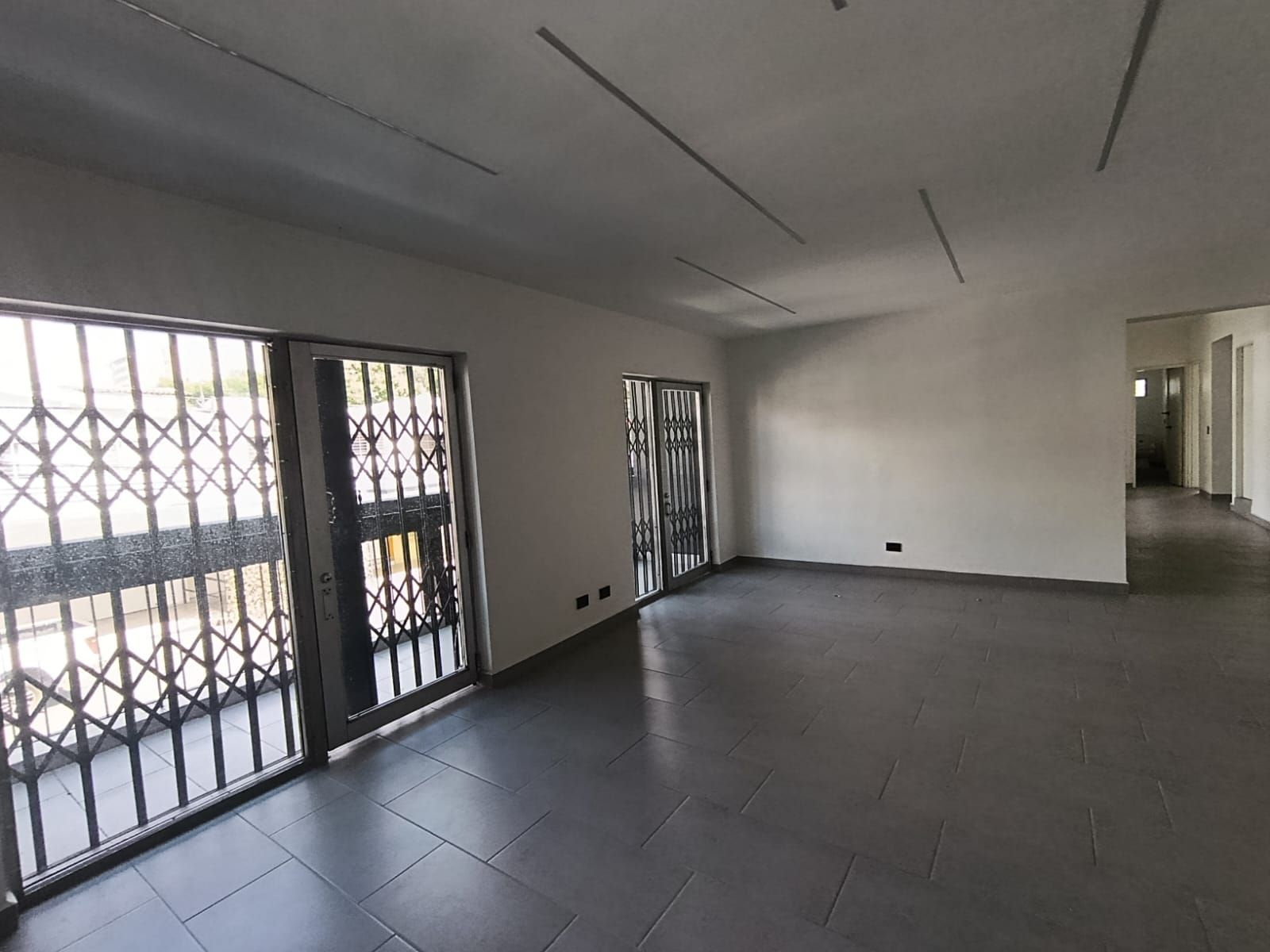 Casa en arriendo Antioquia Medellín La Castellana 210 m2 Habitaciones 4 Baños 4 Garajes 0 Precio $7000000