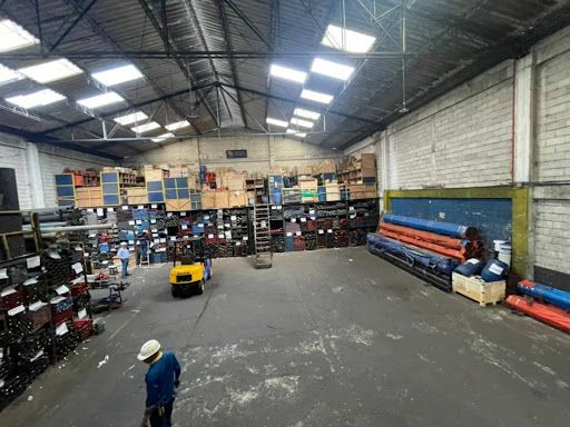Bodega en arriendo Antioquia Medellín Guayabal 1450 m2 Habitaciones 0 Baños 14 Garajes 9 Precio $43000000