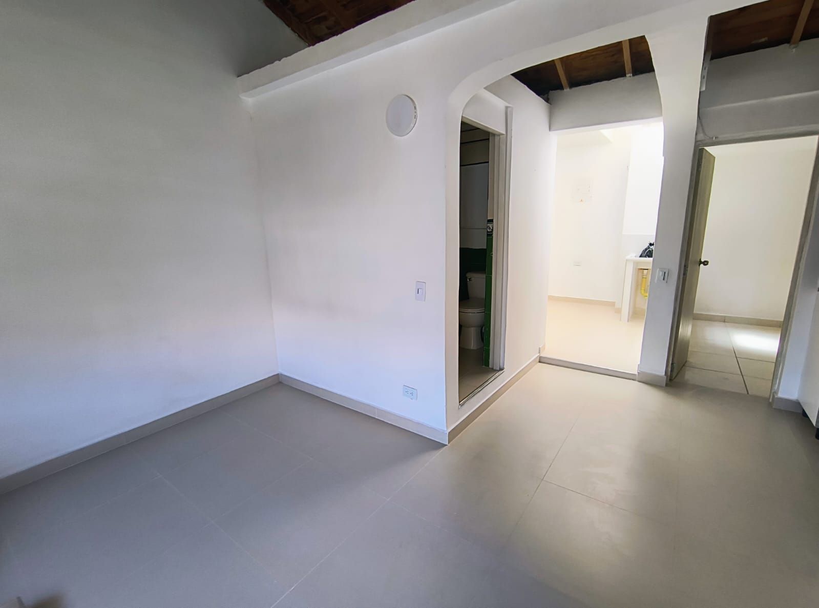 Apartamento en arriendo Antioquia Itagüí Triana 45 m2 Habitaciones 1 Baños 1 Garajes 0 Precio $1300000