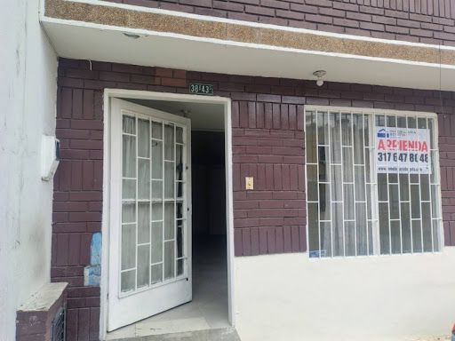 Casa en arriendo Cundinamarca Bogotá Carimagua I Sector 75 m2 Habitaciones 4 Baños 2 Garajes 0 Precio $1700000