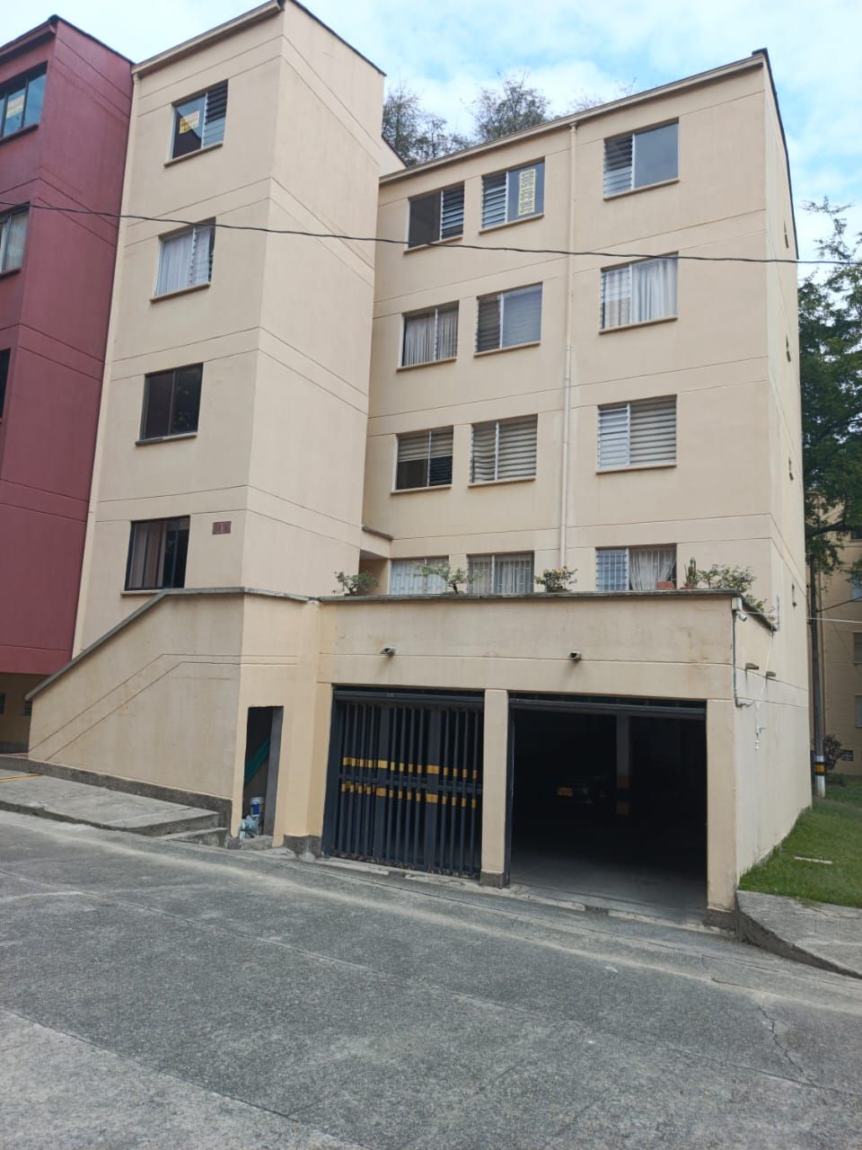 Apartamento en venta Antioquia Medellín Calasanz Parte Alta 95 m2 Habitaciones 4 Baños 2 Garajes 1 Precio $460000000