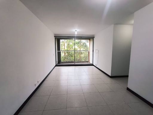 Apartamento en arriendo Antioquia Medellín La Castellana 85 m2 Habitaciones 3 Baños 2 Garajes 1 Precio $3450000