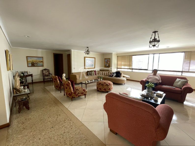 Apartamento en venta Antioquia Medellín La Linde 230 m2 Habitaciones 3 Baños 4 Garajes 2 Precio $1200000000