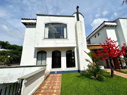 Casa en arriendo Risaralda Pereira Quintanar Del Cerro I 200 m2 Habitaciones 3 Baños 3 Garajes 2 Precio $7500000