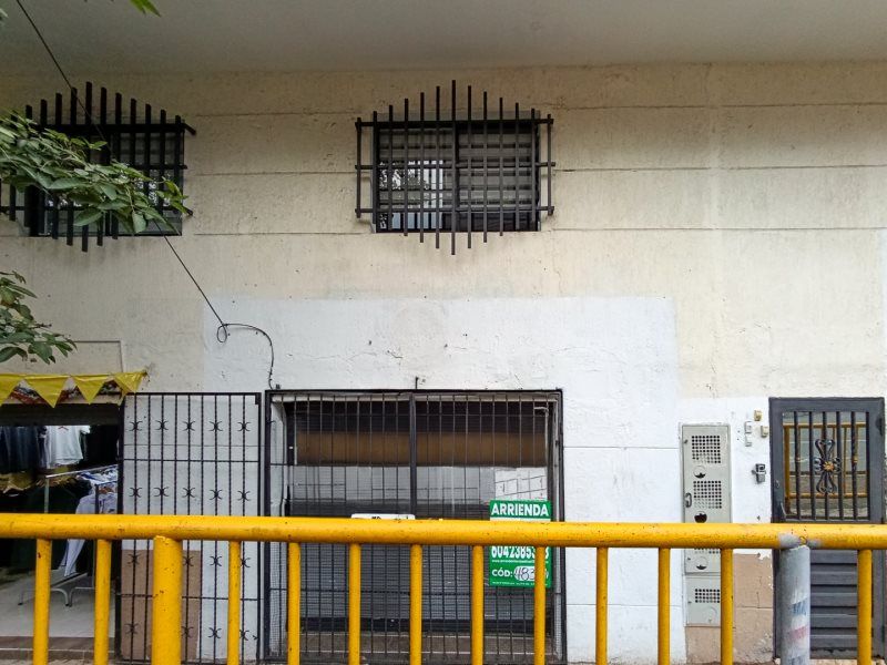Local en arriendo Antioquia Medellín Campo Valdes No2 24 m2 Habitaciones 0 Baños 1 Garajes 0 Precio $1100000