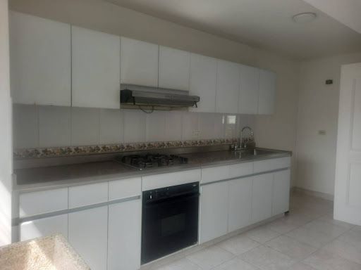 Apartamento en arriendo Antioquia Medellín Castropol 98 m2 Habitaciones 3 Baños 2 Garajes 1 Precio $4700000