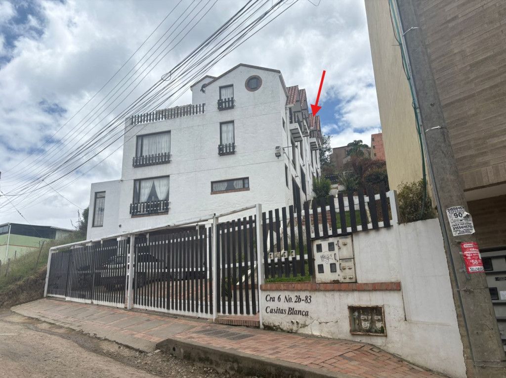 Casa en venta Cundinamarca Bogotá Las Cruces 160 m2 Habitaciones 3 Baños 2 Garajes 2 Precio $580000000