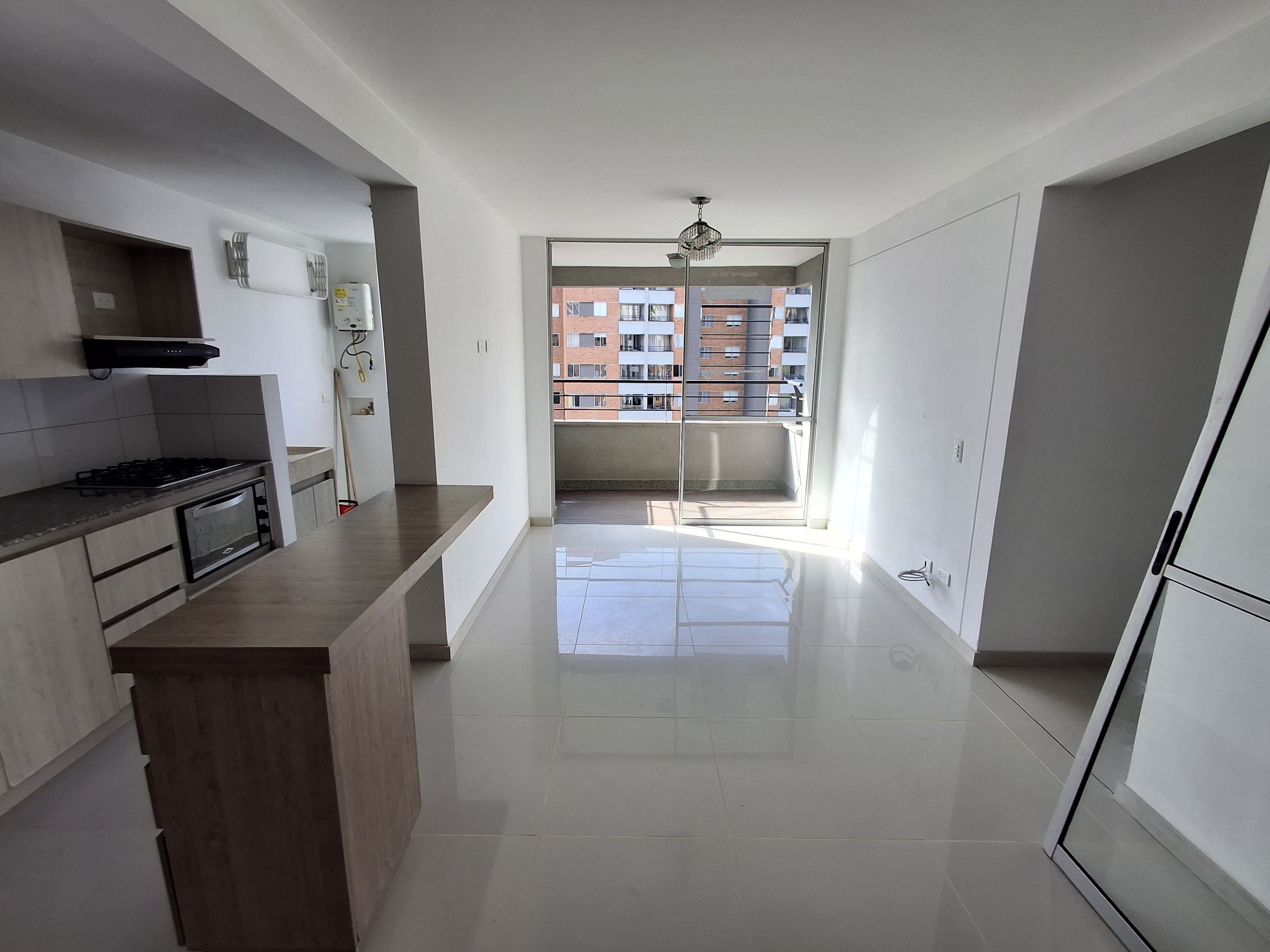 Apartamento en arriendo Antioquia Itagüí Vereda El Porvenir 70 m2 Habitaciones 3 Baños 2 Garajes 1 Precio $2450000