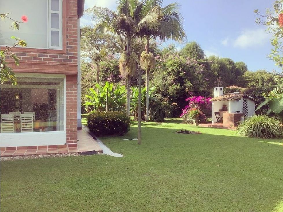 Casa en venta Antioquia Rionegro El Porvenir 255 m2 Habitaciones 4 Baños 4 Garajes 2 Precio $2400000000