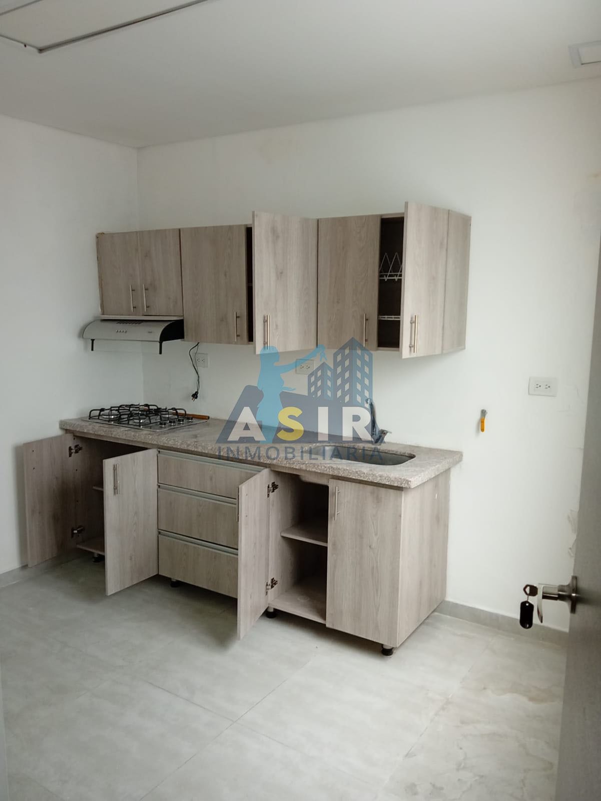Apartamento en arriendo Antioquia Medellín Los Pinos 57 m2 Habitaciones 2 Baños 3 Garajes 0 Precio $2800000