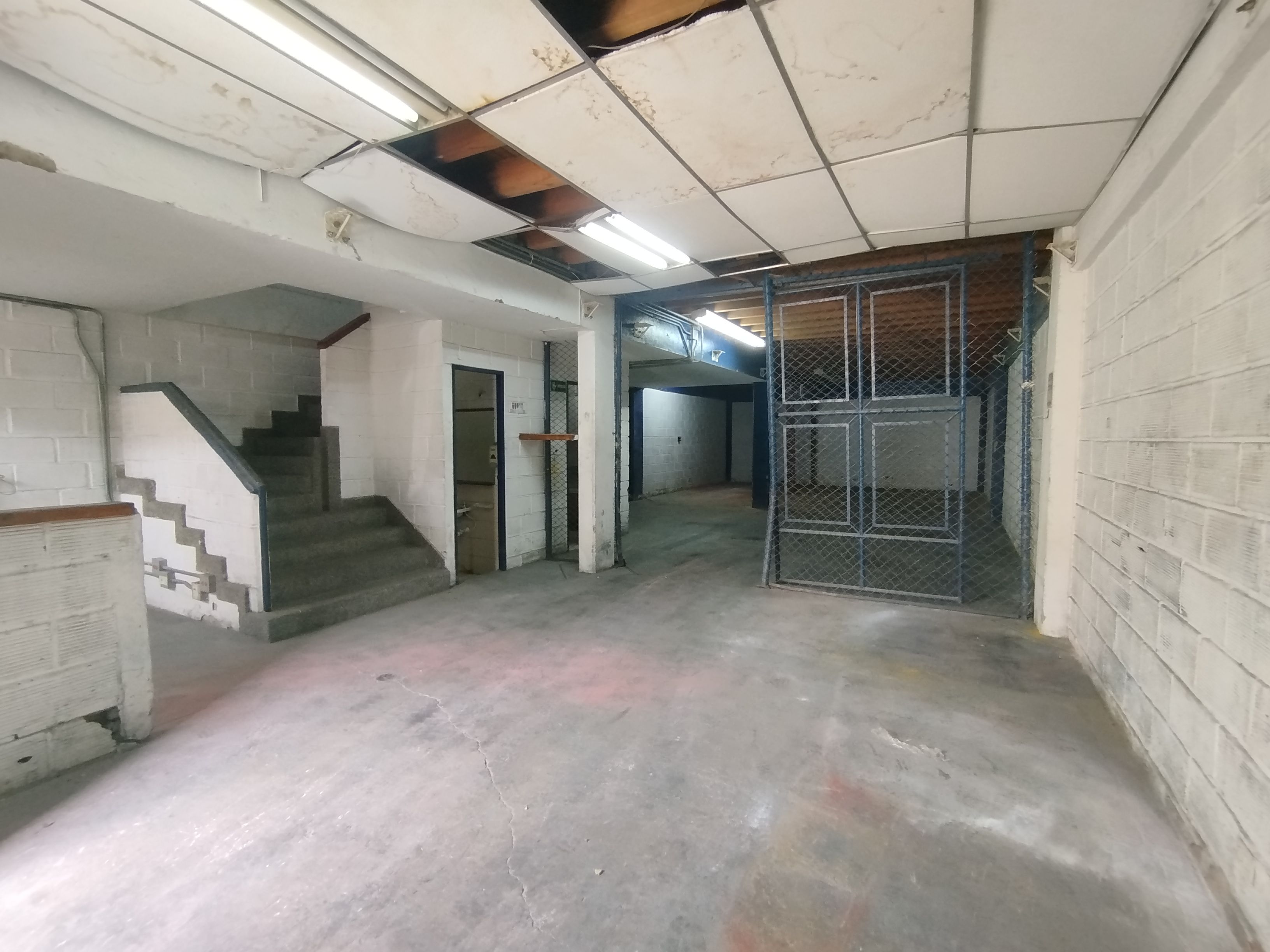 Bodega en arriendo Antioquia Medellín Urbanizacion Manesa 340 m2 Habitaciones 0 Baños 3 Garajes 1 Precio $9900000