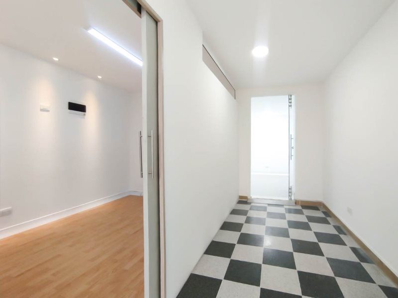 Oficina en arriendo Antioquia La Estrella Centro 48 m2 Habitaciones 0 Baños 1 Garajes 0 Precio $1900000