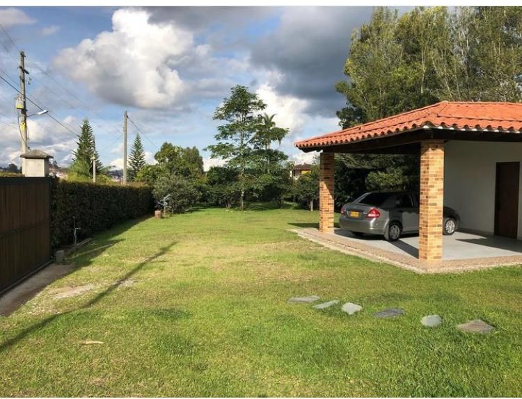 Finca en venta Antioquia Marinilla La Industrial 200 m2 Habitaciones 3 Baños 2 Garajes 0 Precio $1450000000