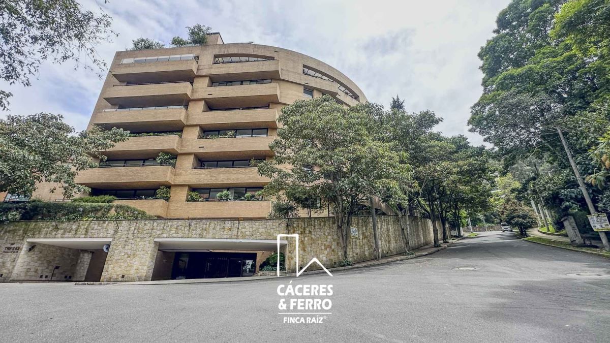 Apartamento en venta Cundinamarca Bogotá Los Rosales 359 m2 Habitaciones 3 Baños 4 Garajes 4 Precio $5280000000