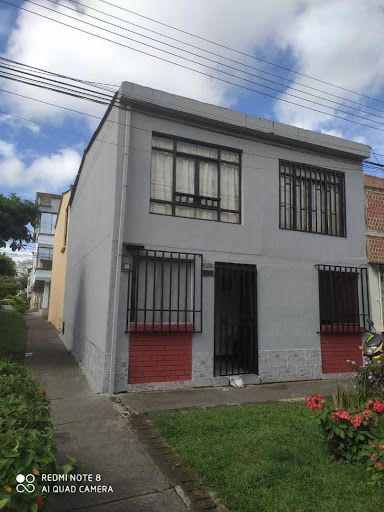 Casa en venta Risaralda Pereira Ciudadela Comfamiliar 80 m2 Habitaciones 4 Baños 2 Garajes 0 Precio $270000000
