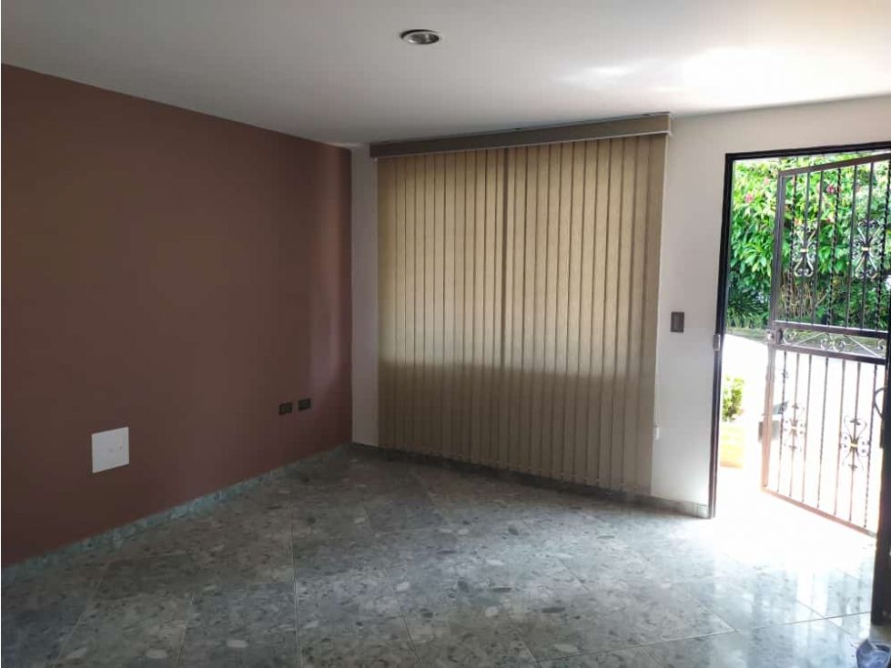 Casa en venta Antioquia Rionegro San Antonio 210 m2 Habitaciones 6 Baños 4 Garajes 1 Precio $600000000