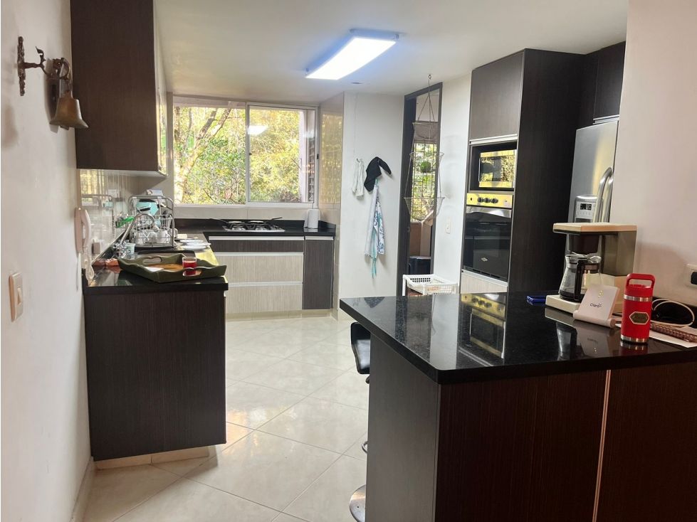 Apartamento en arriendo o venta Antioquia Medellín La Florida 178 m2 Habitaciones 4 Baños 4 Garajes 2 Precio venta $1300000000 Precio arriendo $10070000