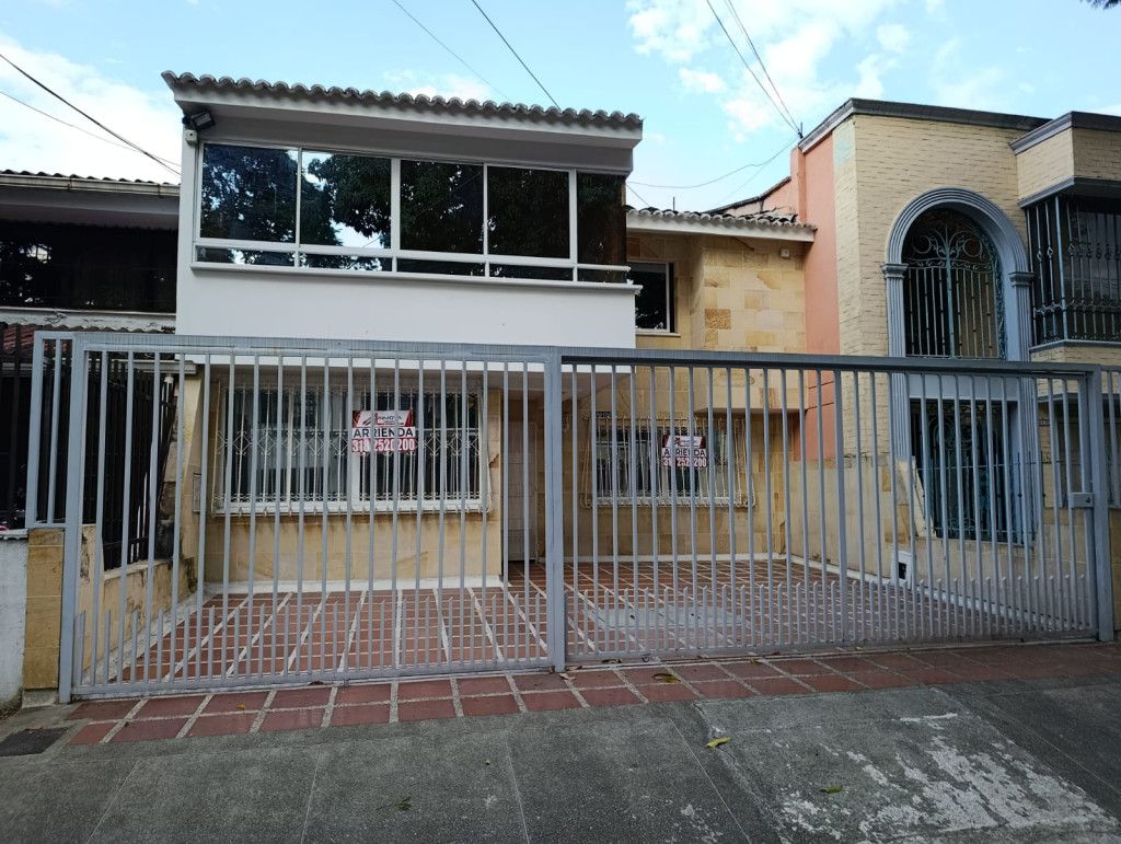 Casa en arriendo Valle Del Cauca Cali San Nicolás 230 m2 Habitaciones 4 Baños 3 Garajes 2 Precio $3400000