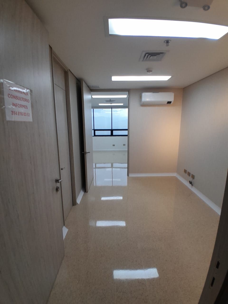 Oficina en arriendo Antioquia Envigado Las Vegas 35 m2 Habitaciones 0 Baños 1 Garajes 0 Precio $3500000