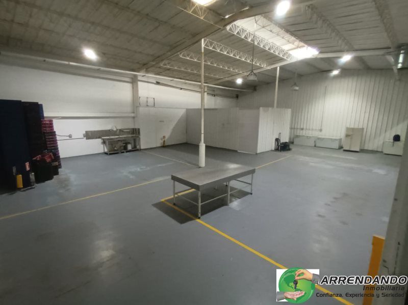 Bodega en arriendo Antioquia Itagüí Yarumito 450 m2 Habitaciones 0 Baños 1 Garajes 0 Precio $9000000