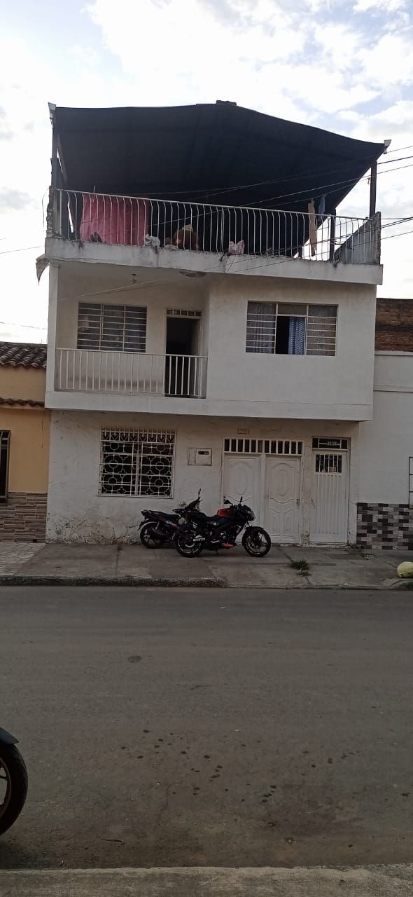 Casa en venta Valle Del Cauca Cali Lili 0 m2 Habitaciones 6 Baños 2 Garajes 0 Precio $280000000