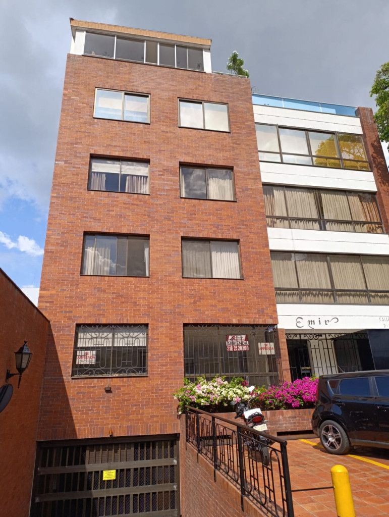 Apartamento en arriendo Valle Del Cauca Cali Arboledas 120 m2 Habitaciones 2 Baños 2 Garajes 2 Precio $3300000