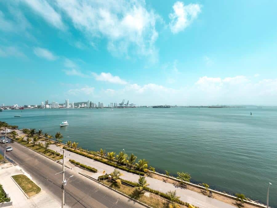 Apartamento en arriendo o venta Bolívar Cartagena Boca Grande 140 m2 Habitaciones 4 Baños 5 Garajes 1 Precio venta $1100000000 Precio arriendo $7000000