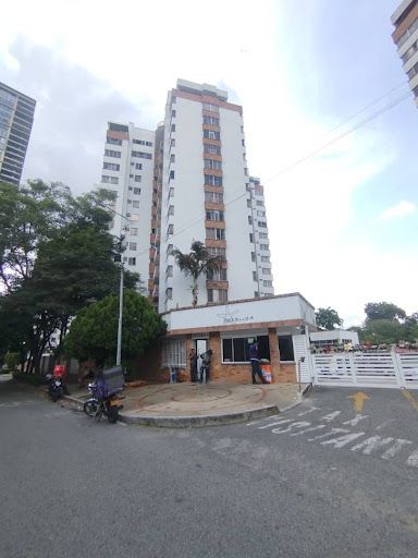 Apartamento en arriendo Santander Floridablanca Cañaveral 100 m2 Habitaciones 3 Baños 2 Garajes 1 Precio $3010000