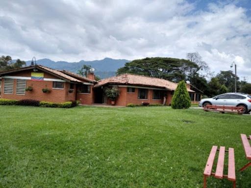 Finca en arriendo Risaralda Pereira Pereira 610 m2 Habitaciones 6 Baños 4 Garajes 10 Precio $12510000