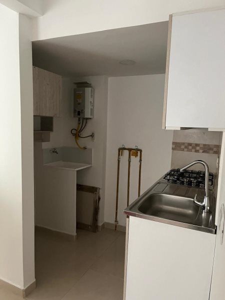 Apartamento en venta Antioquia Medellín Pajarito 54 m2 Habitaciones 3 Baños 2 Garajes 0 Precio $225000000