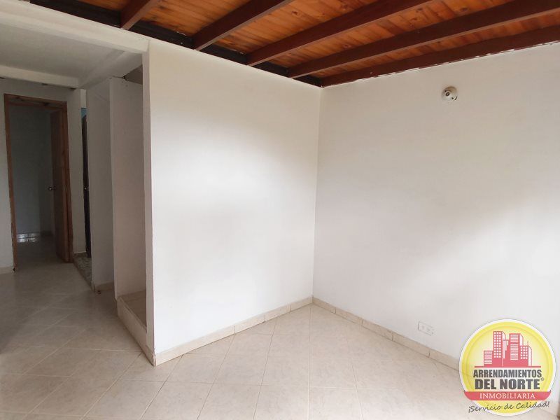 Casa en arriendo Antioquia Bello Urbanización Villa Linda 33 m2 Habitaciones 3 Baños 1 Garajes 0 Precio $1000000