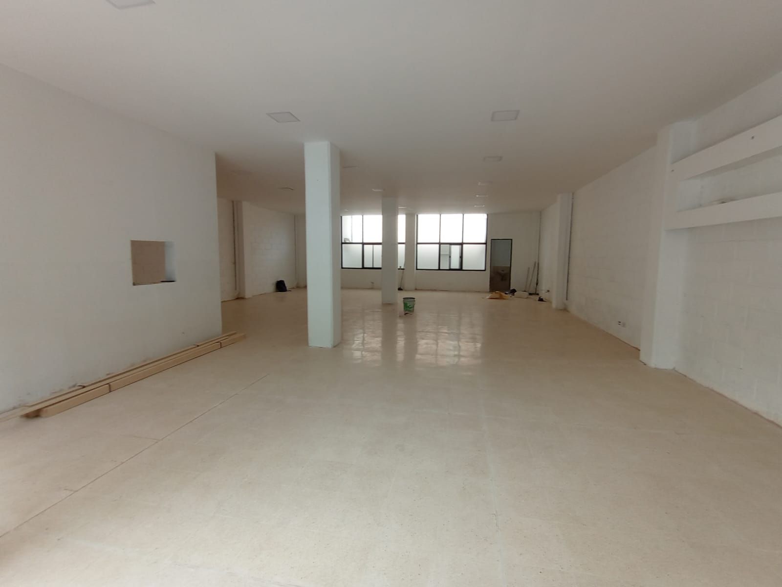 Local en arriendo Antioquia Rionegro Centro 120 m2 Habitaciones 0 Baños 2 Garajes 0 Precio $10000000