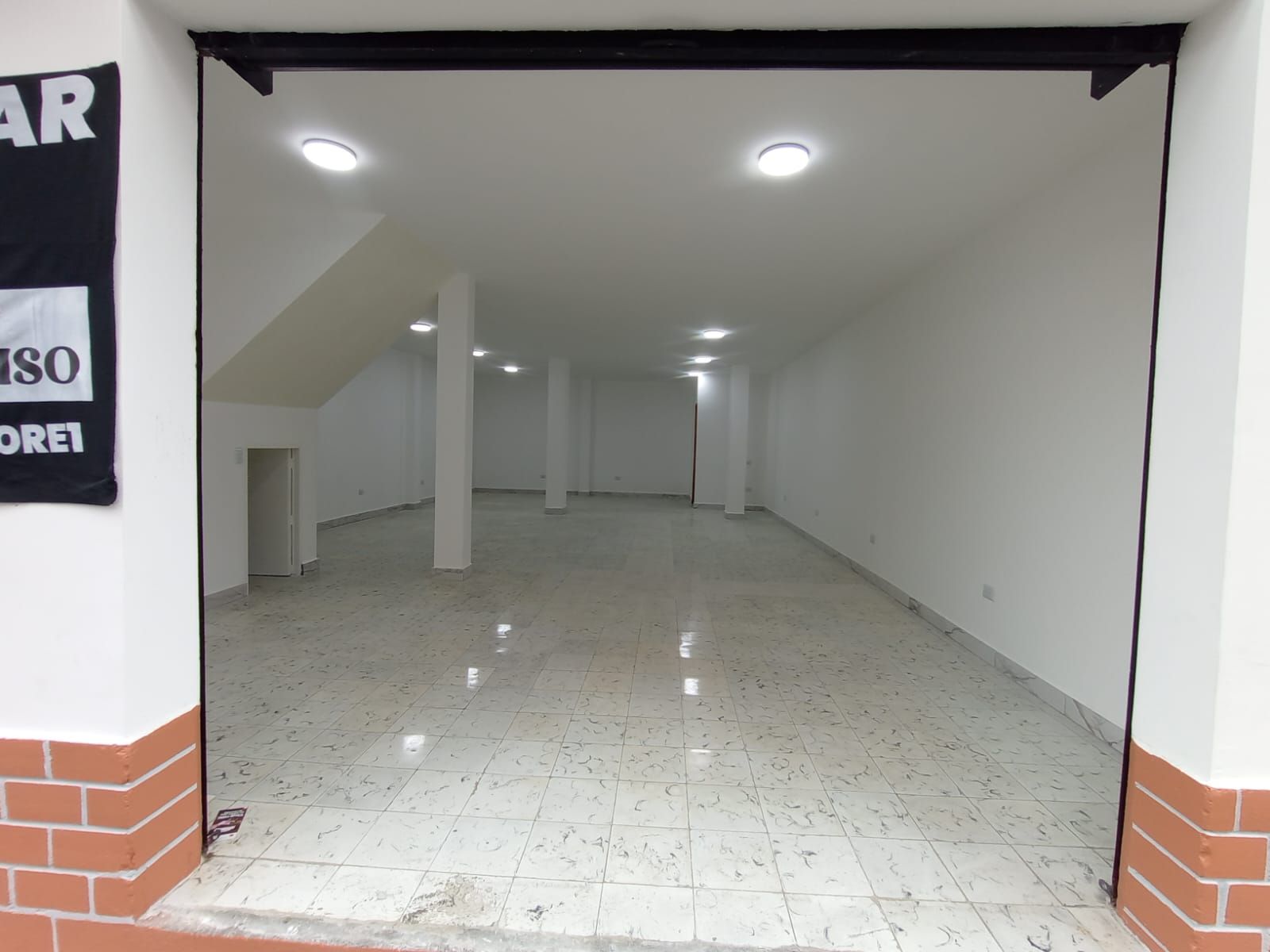 Local en arriendo Antioquia Rionegro Centro 70 m2 Habitaciones 0 Baños 2 Garajes 0 Precio $10000000