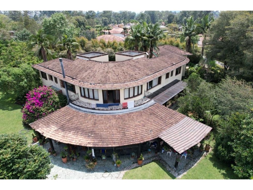 Casa en arriendo Antioquia Rionegro Parcelacion Andalucia 805 m2 Habitaciones 7 Baños 8 Garajes 4 Precio $23000000