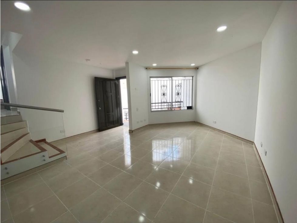 Casa en venta Valle Del Cauca Cali Vipasa 172 m2 Habitaciones 4 Baños 4 Garajes 2 Precio $590000000