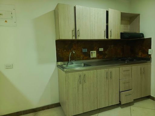 Apartamento en arriendo Antioquia Envigado La Sebastiana 80 m2 Habitaciones 3 Baños 2 Garajes 1 Precio $2300000