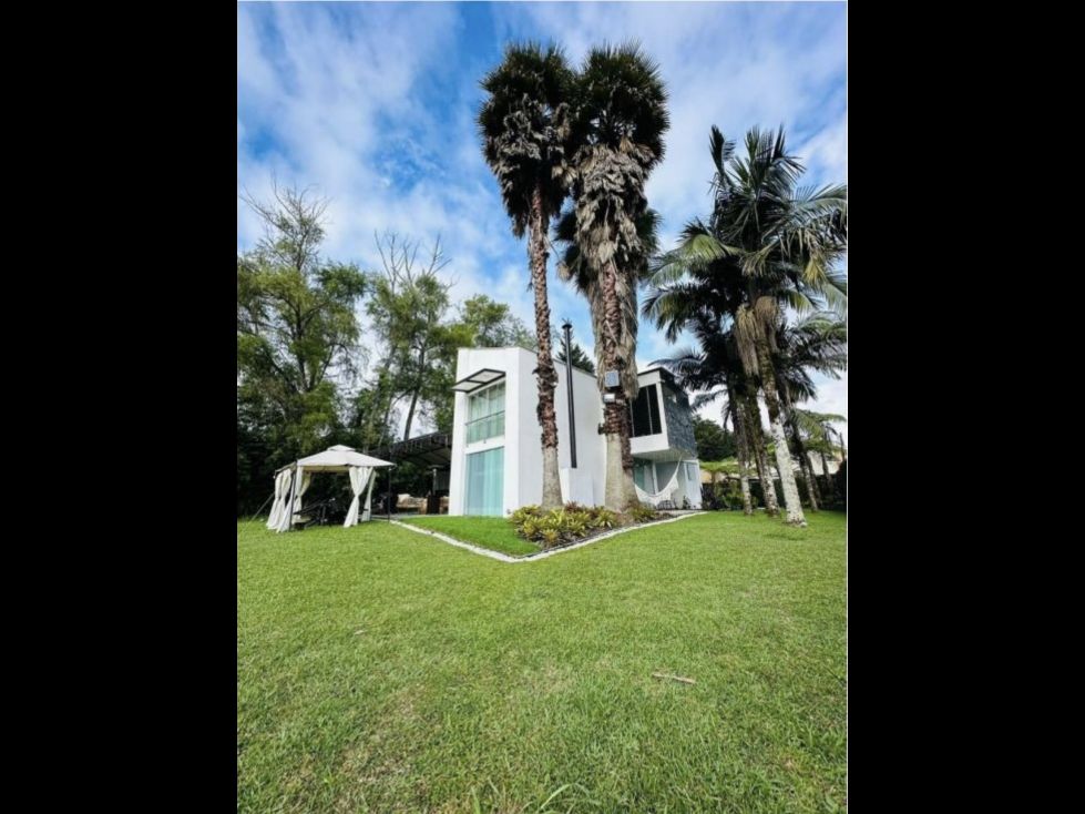 Casa Campestre en venta Antioquia Rionegro Rionegro 340 m2 Habitaciones 4 Baños 4 Garajes 6 Precio $2750000000