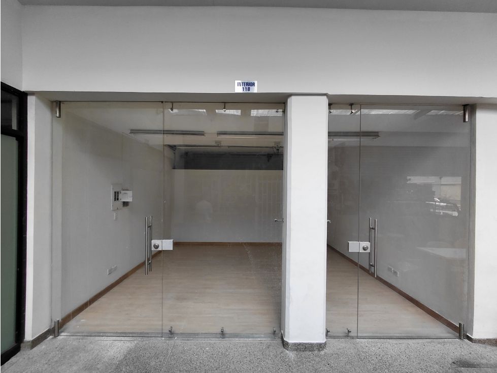 Local en arriendo Antioquia Itagüí La Esmeralda 36 m2 Habitaciones 0 Baños 1 Garajes 0 Precio $3000000